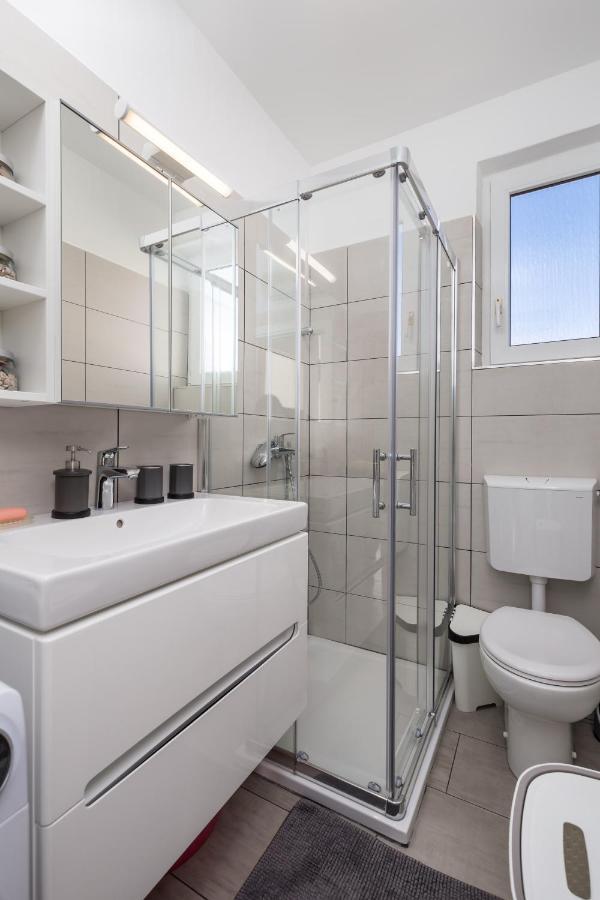 Apartment Tonka Barbat na Rabu ภายนอก รูปภาพ